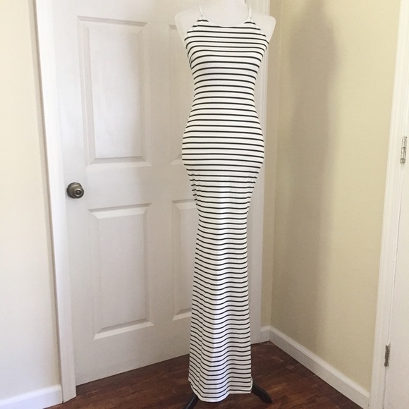 Striped Maxi Dress - Picture 5 of 8